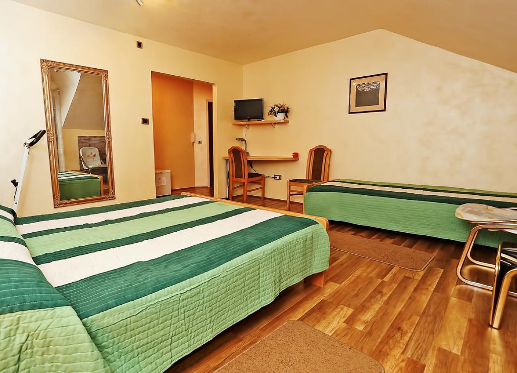 Apartmani Amaro โนวีซาด ห้อง รูปภาพ