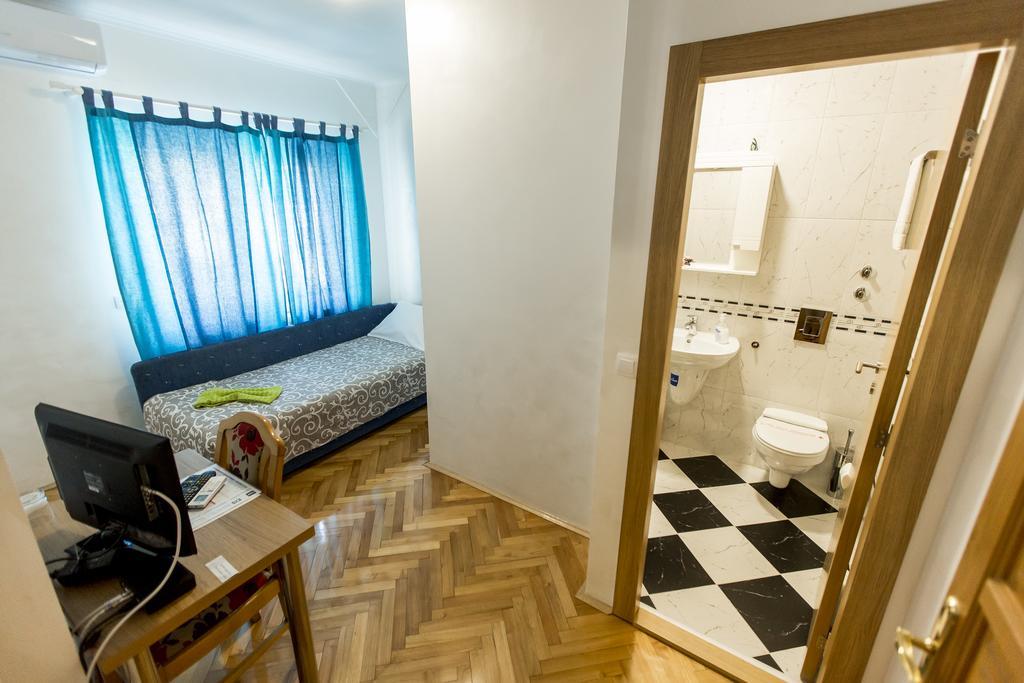 Apartmani Amaro โนวีซาด ภายนอก รูปภาพ
