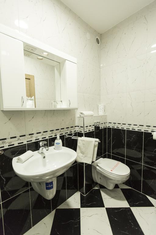 Apartmani Amaro โนวีซาด ภายนอก รูปภาพ