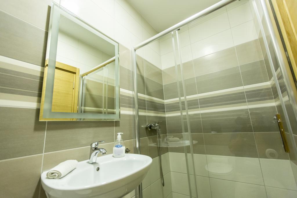 Apartmani Amaro โนวีซาด ภายนอก รูปภาพ